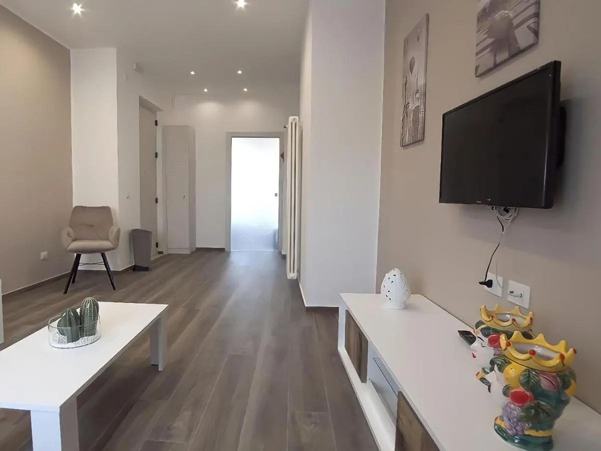 Garibaldi Rooms 29 - Piazza Marina A Palermo - In Pieno Centro. Italië