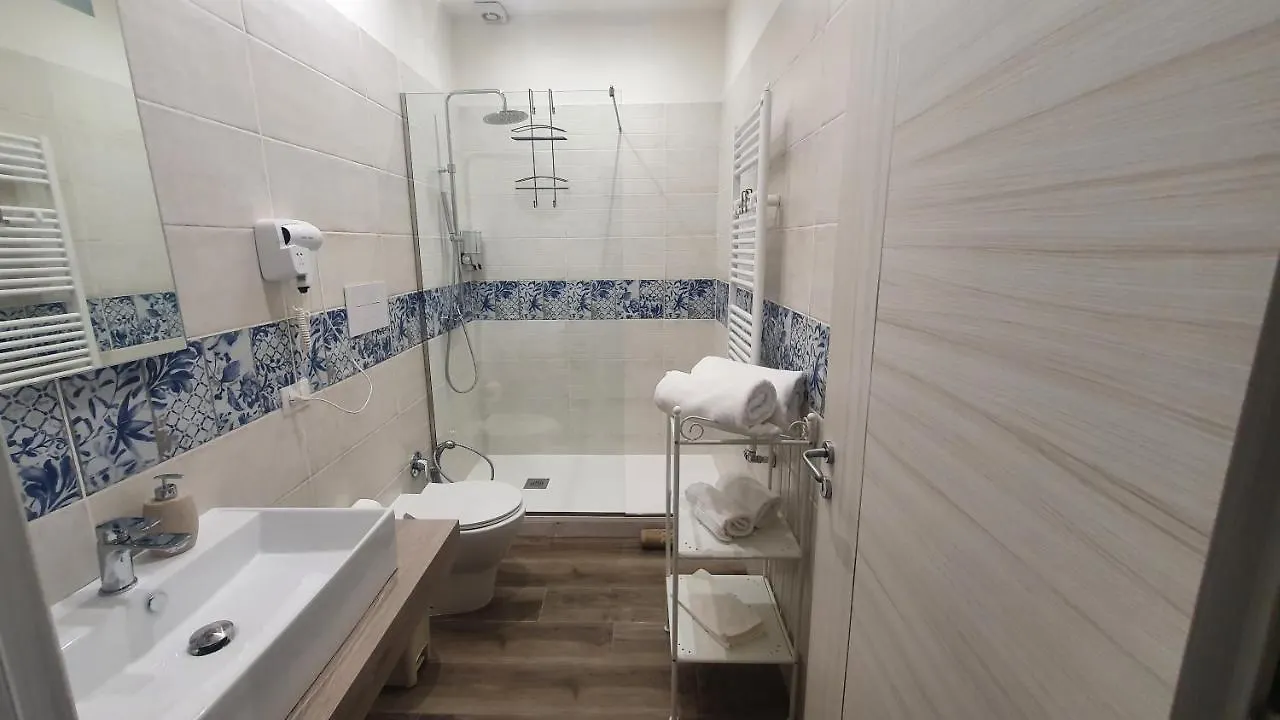 Garibaldi Rooms 29 - Piazza Marina A Palermo - In Pieno Centro. Italië