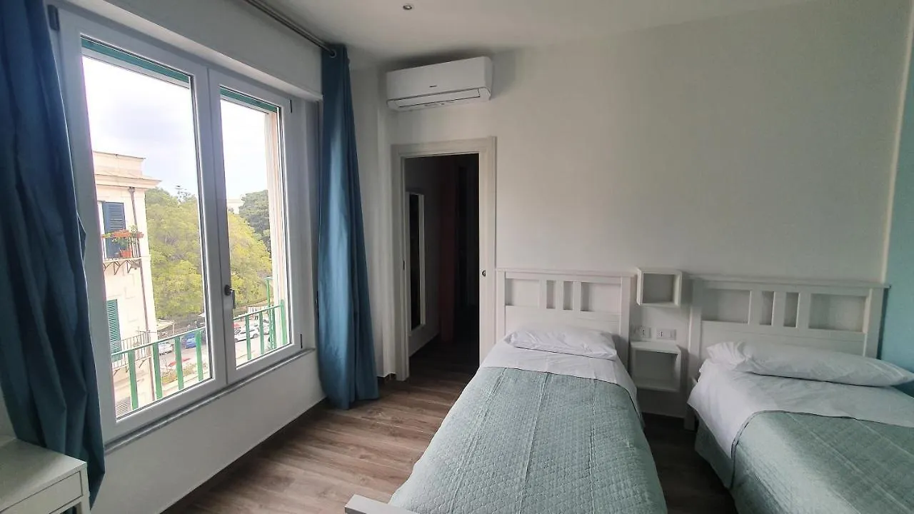 Garibaldi Rooms 29 - Piazza Marina A Palermo - In Pieno Centro. Italy